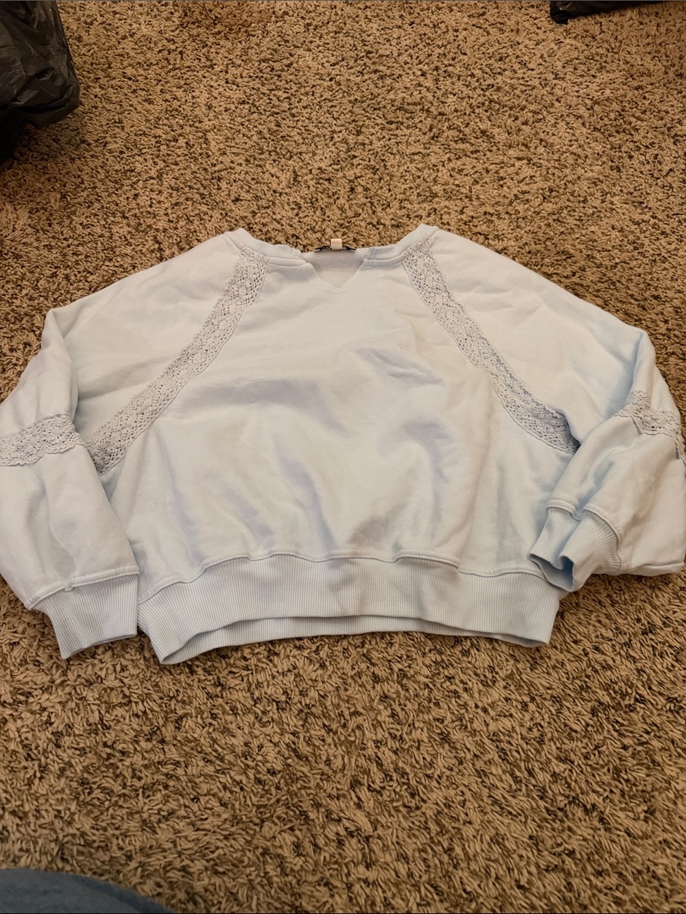 Francesca's Collection Light Blue Lace-Trim Cropped Sweatshirt